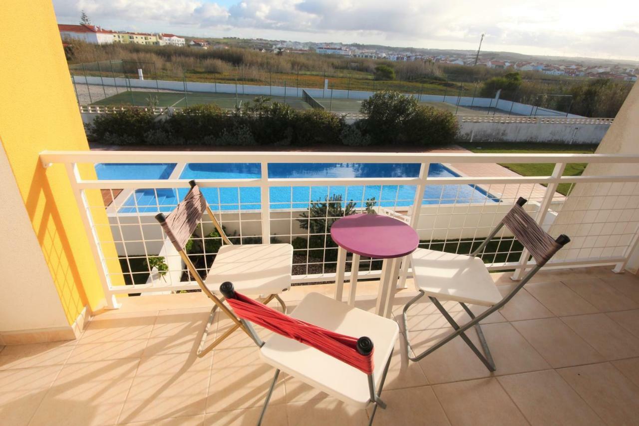 Surf House Baleal Bed & Breakfast Eksteriør bilde